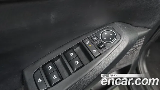 Kia Seltos бензин 1.6 Turbo 2WD Signature, миниатюра 5