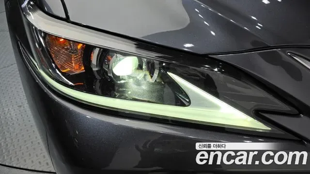 Lexus ES, миниатюра 17