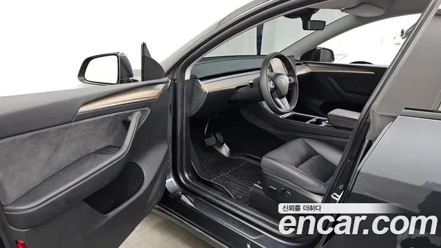Tesla Y RWD, миниатюра 17