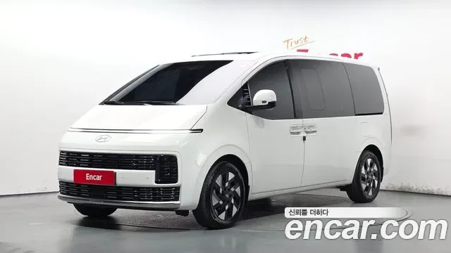 Hyundai Staria HEV 1.6T Lounge 7 мест Inspiration