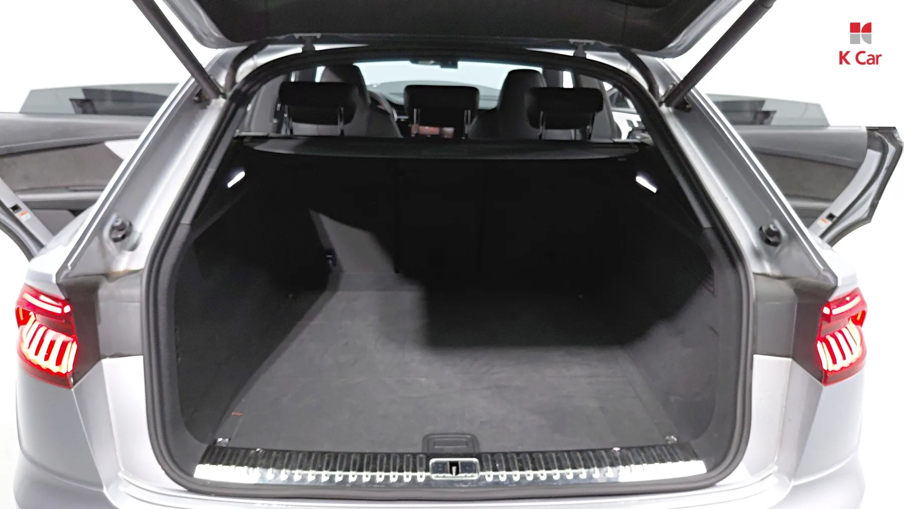 Audi Q8 бензин 4WD 55 TFSI Premium, миниатюра 3