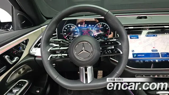 Mercedes-Benz E-Class E300 4MATIC AMG Line, миниатюра 28