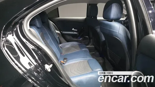 Mercedes-Benz A-Class A220, миниатюра 18