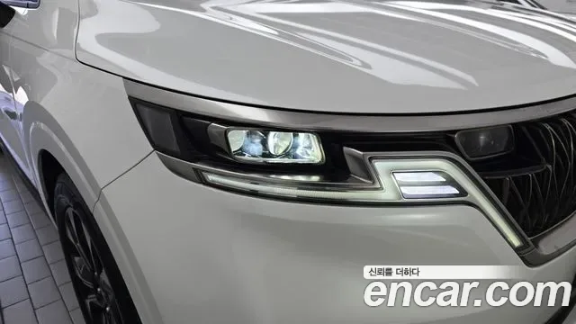 Kia Carnival дизель 9 мест, миниатюра 18