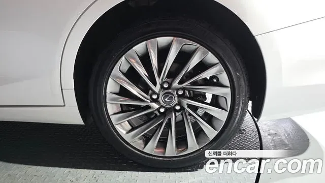 Lexus ES, миниатюра 14
