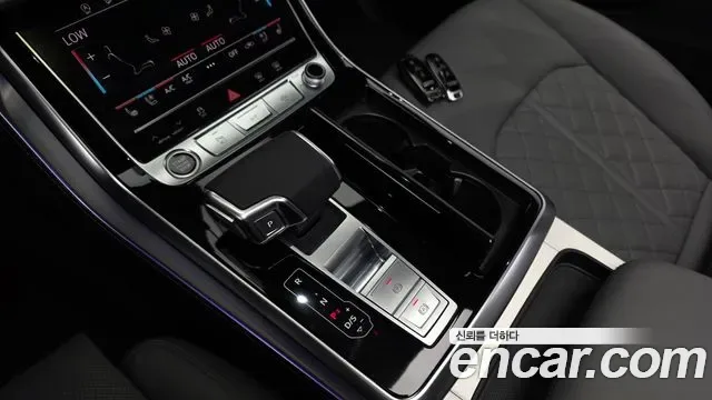 Audi Q8 55 TFSI Premium, миниатюра 6