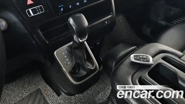 Hyundai Staria 2WD, миниатюра 7