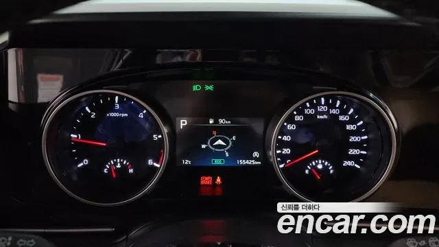 Kia Carnival дизель 7 мест, миниатюра 16