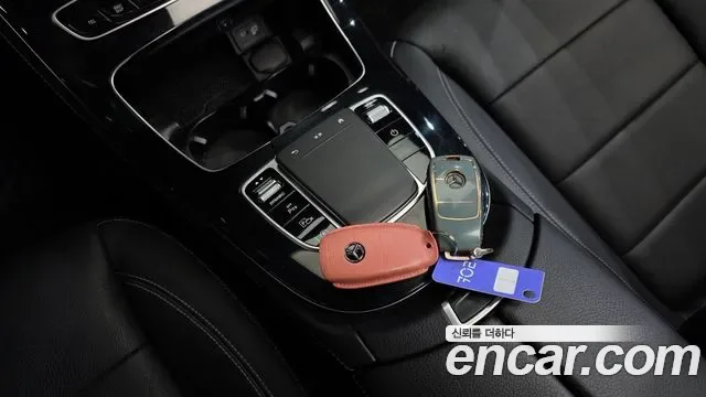 Mercedes-Benz E-Class E250, миниатюра 18