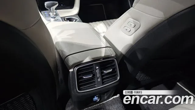 Genesis G70 бензин 2.0T 2WD ( ), миниатюра 15