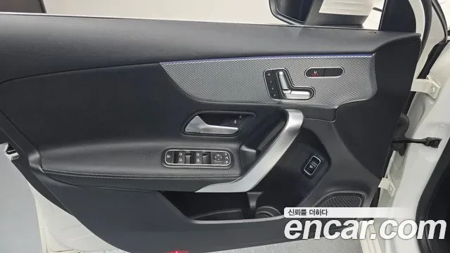 Mercedes-Benz A-Class A220, миниатюра 20