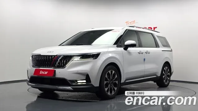 Kia Carnival дизель 9 мест