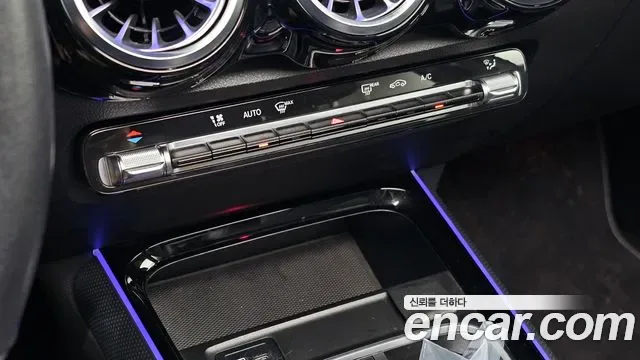 Mercedes-Benz GLB GLB200 d, миниатюра 12