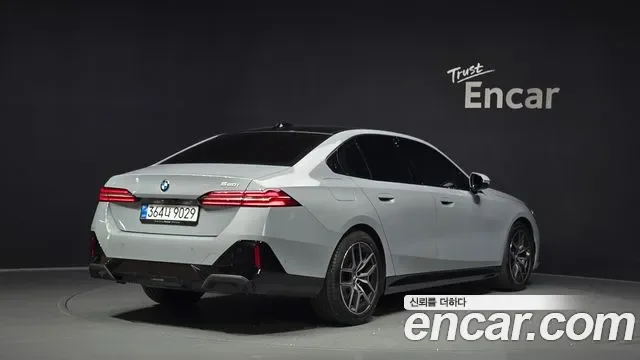 BMW 5 (G60) 520i M, миниатюра 4