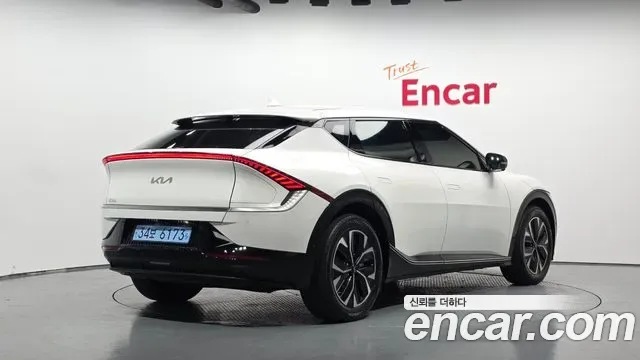 Kia EV6, миниатюра 5