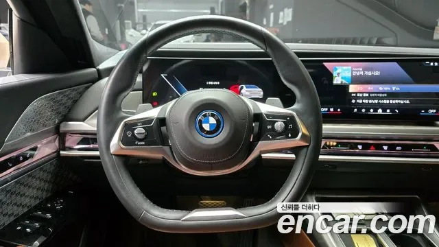 BMW 7 (G70) 750e xDrive, миниатюра 16