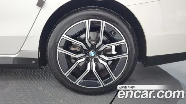 BMW 7 (G70) 740i xDrive M, миниатюра 12