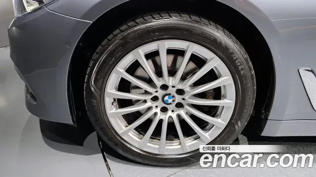 BMW 5 (G30) 520i, миниатюра 10