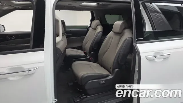 Kia Carnival бензин 9 мест X Line, миниатюра 27