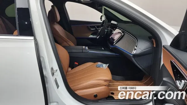 Mercedes-Benz E-Class E200 AMG Line, миниатюра 19
