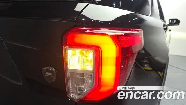 Ford Explorer 3.0 PHEV, миниатюра 21