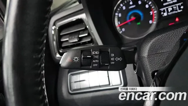 KGM Tivoli бензин 1.5 2WD V3, миниатюра 17