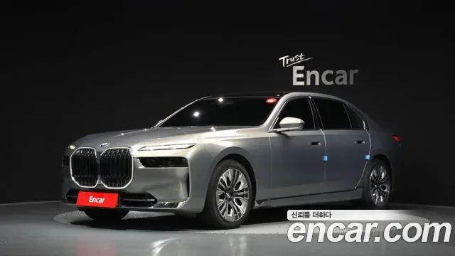 BMW 7 (G70) 740i sDrive