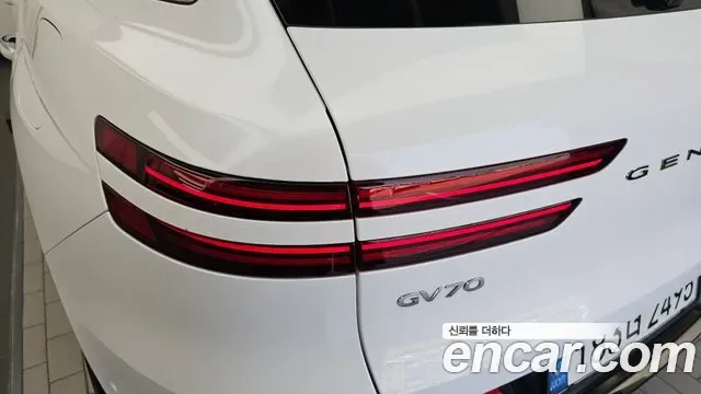 Genesis GV70 2.5T бензин AWD ( ), миниатюра 7