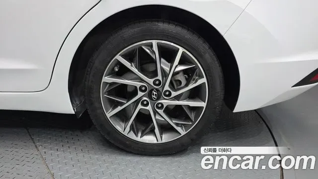 Hyundai Avante AD, миниатюра 6