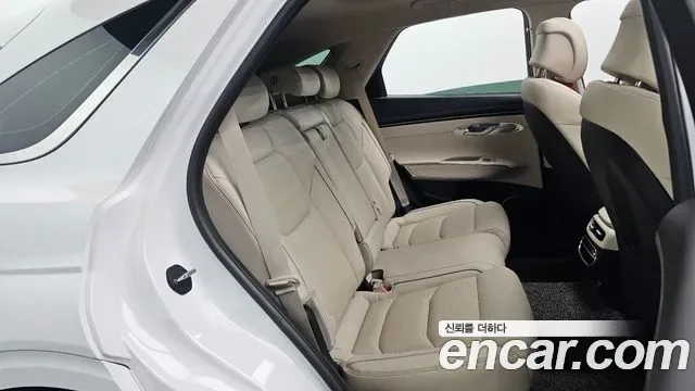 Genesis GV70 2.5T бензин AWD ( )