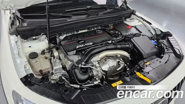 Mercedes-Benz GLB AMG GLB35 4MATIC, миниатюра 6