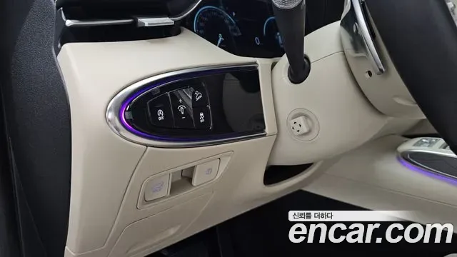Genesis GV70 2.5T бензин AWD ( ), миниатюра 7