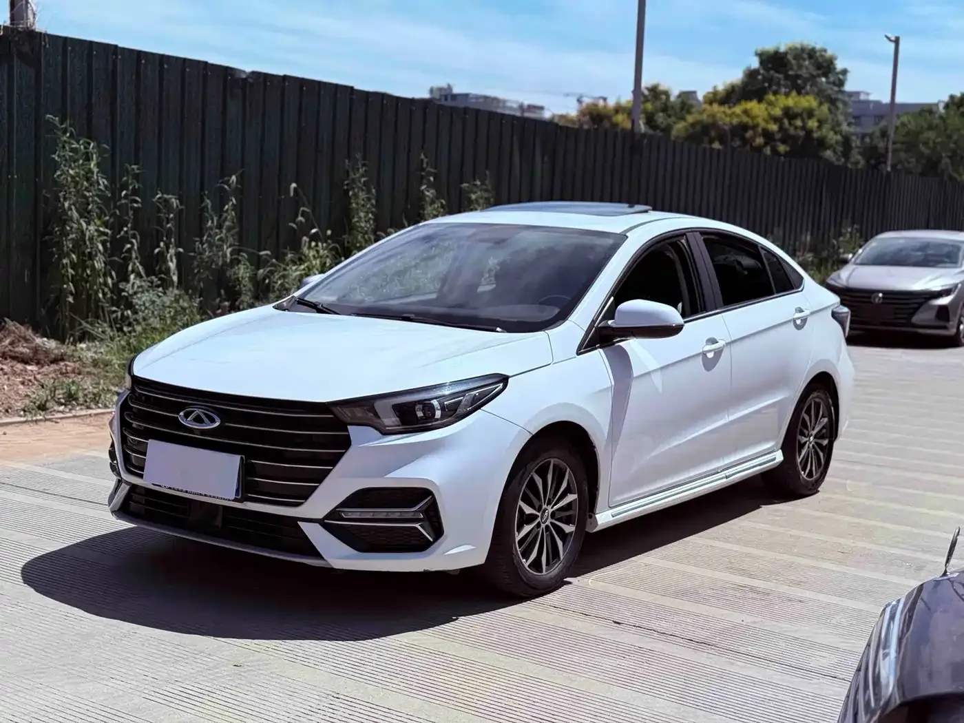 Chery Arrizo 5 PLUS