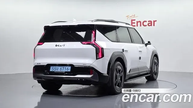 Kia EV9 4WD GT Line, миниатюра 28