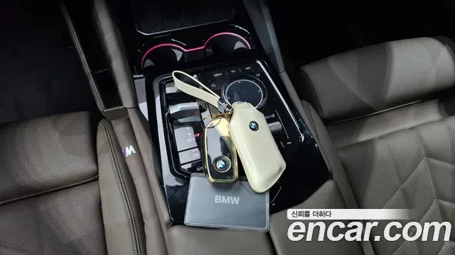 BMW 5 (G60) 520i M, миниатюра 5
