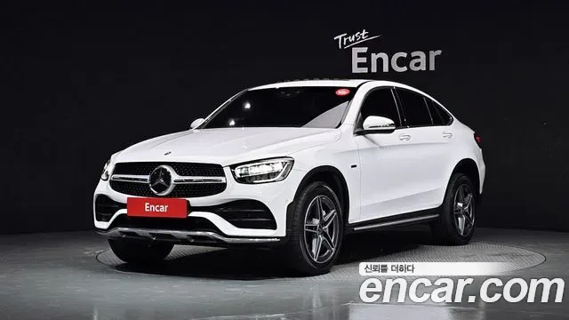 Mercedes-Benz GLC GLC300e 4MATIC
